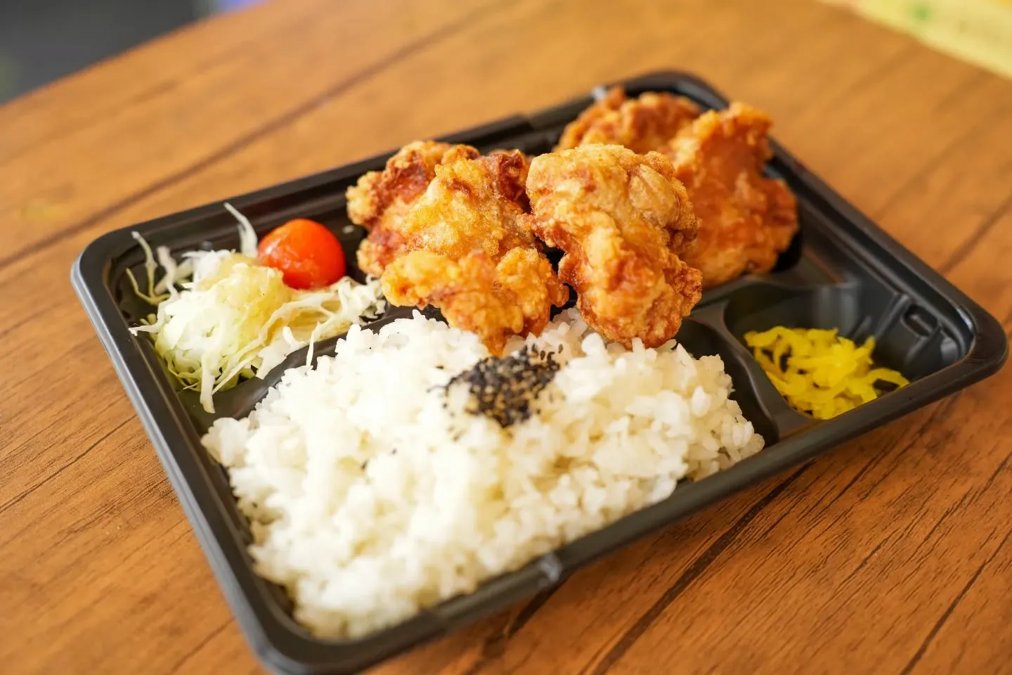 唐揚げ弁当